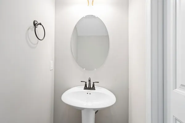 $1,095 | 931 Professional Park Drive, Unit 4E, Clarksville, TN 37040