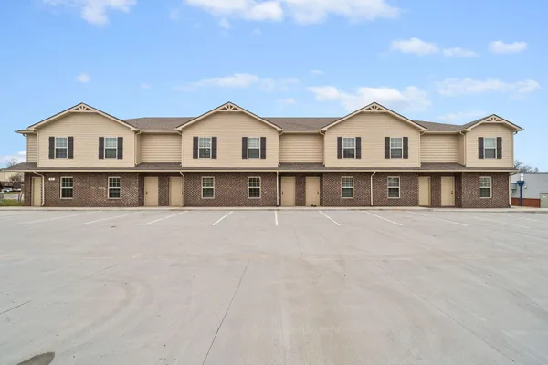 $1,095 | 931 Professional Park Drive, Unit 4E, Clarksville, TN 37040
