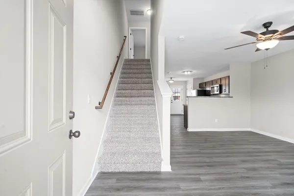 $1,095 | 931 Professional Park Drive, Unit 4E, Clarksville, TN 37040