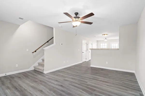 $1,095 | 931 Professional Park Drive, Unit 4E, Clarksville, TN 37040