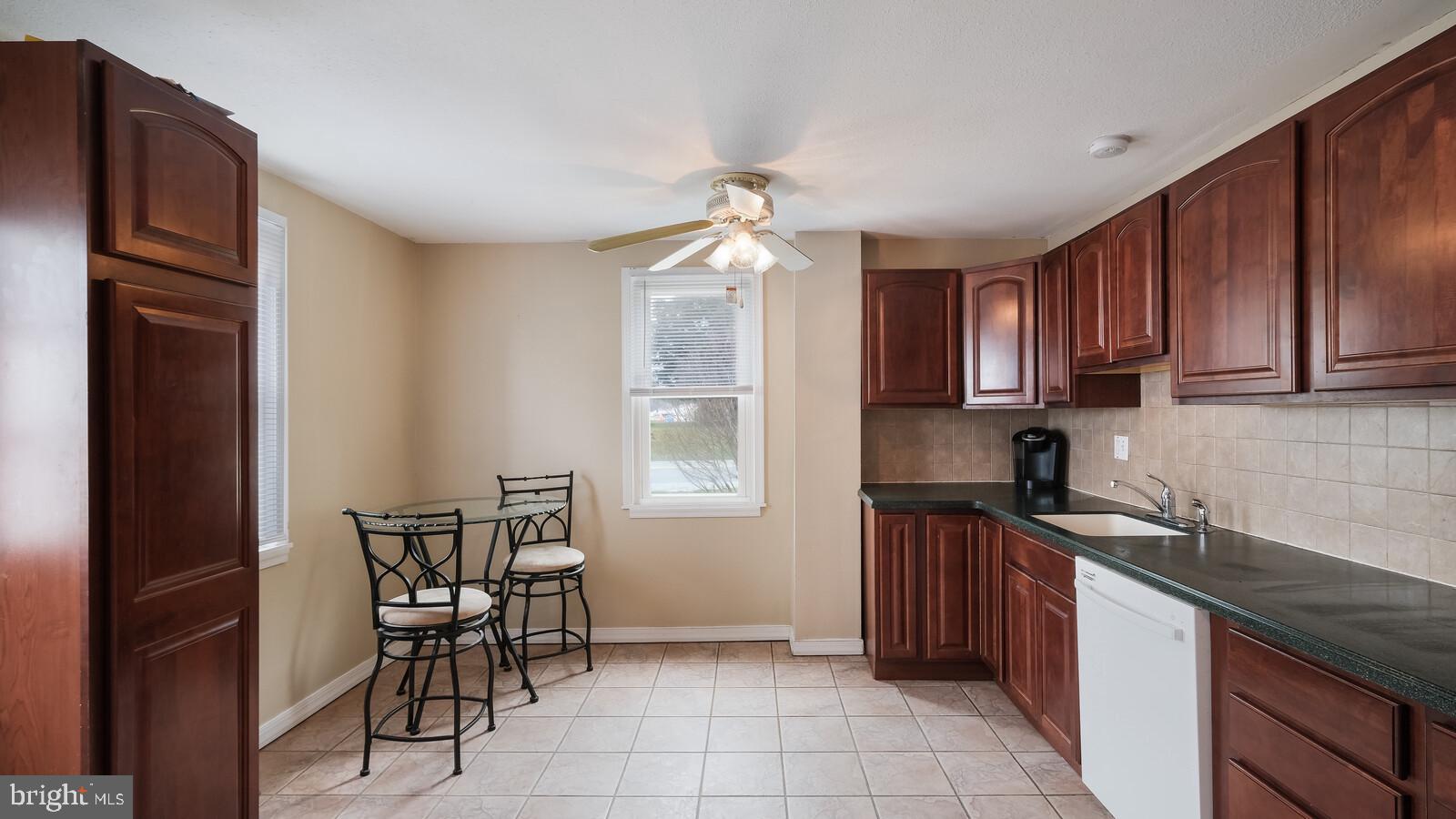 401 Dutton Mill Road Brookhaven, PA 19015 - Photo 10 of 26 Gallery Image 10