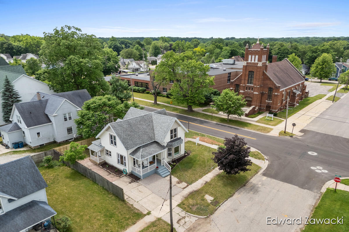 404 South Bridge Street Belding, MI 48809 - Photo 33 of 39 IMG_1030