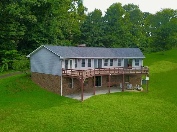 $479,900 | 702 Apple Hill Lane, Fancy Gap, VA 24328