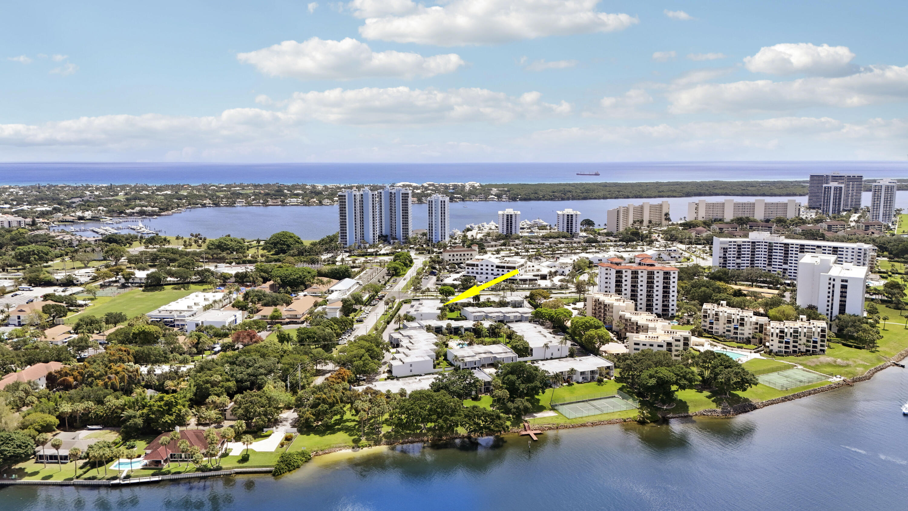 384 Golfview Road, Unit D North Palm Beach, FL 33408 - Photo 39 of 52 Aerial