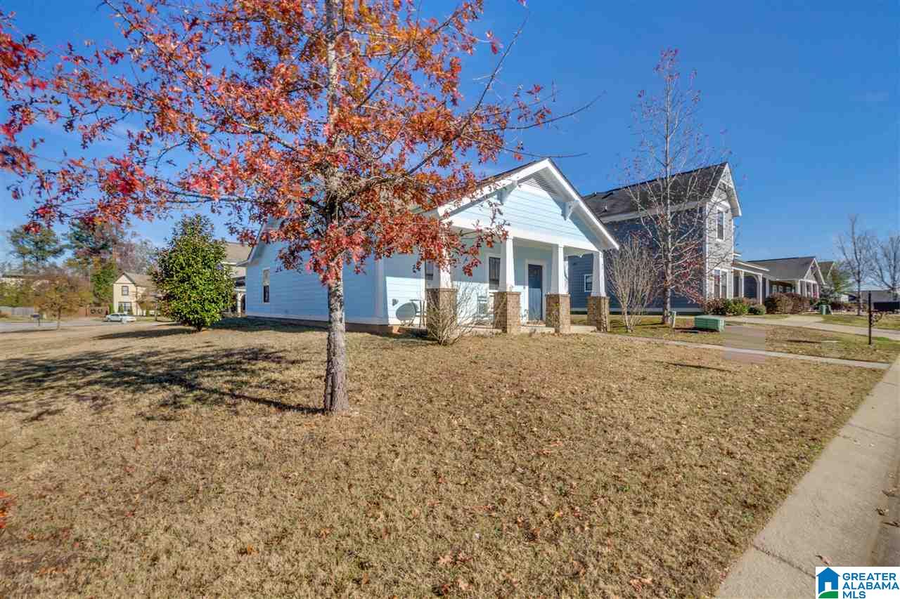 407 Enclave Drive Calera, AL 35040 - Photo 4 of 42