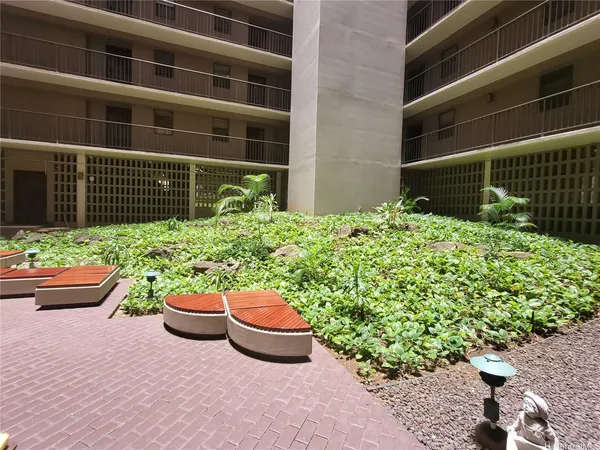 a view of a back yard of the house