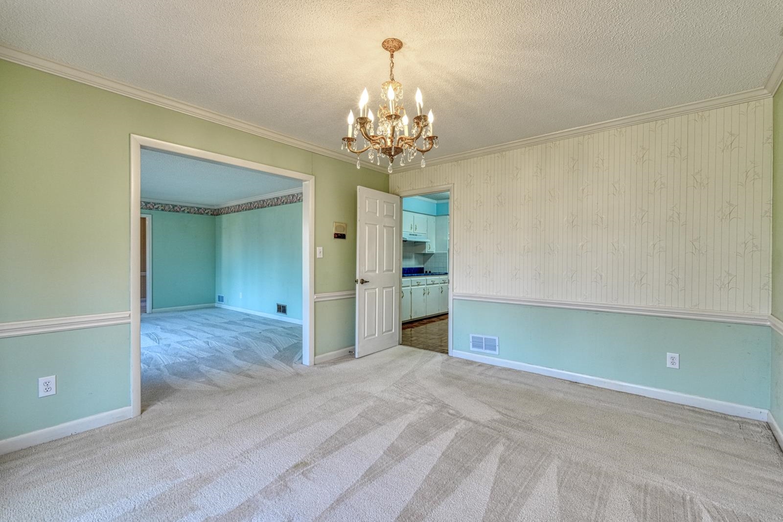 121 State Rd S-42-1630 Spartanburg, SC 29303 - Photo 12 of 35