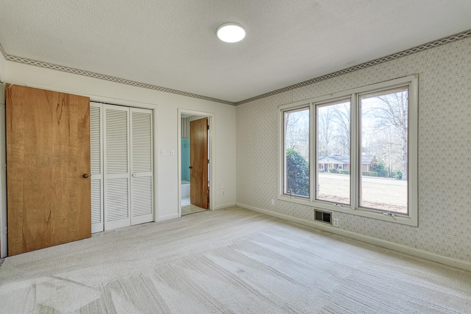 121 State Rd S-42-1630 Spartanburg, SC 29303 - Photo 25 of 35