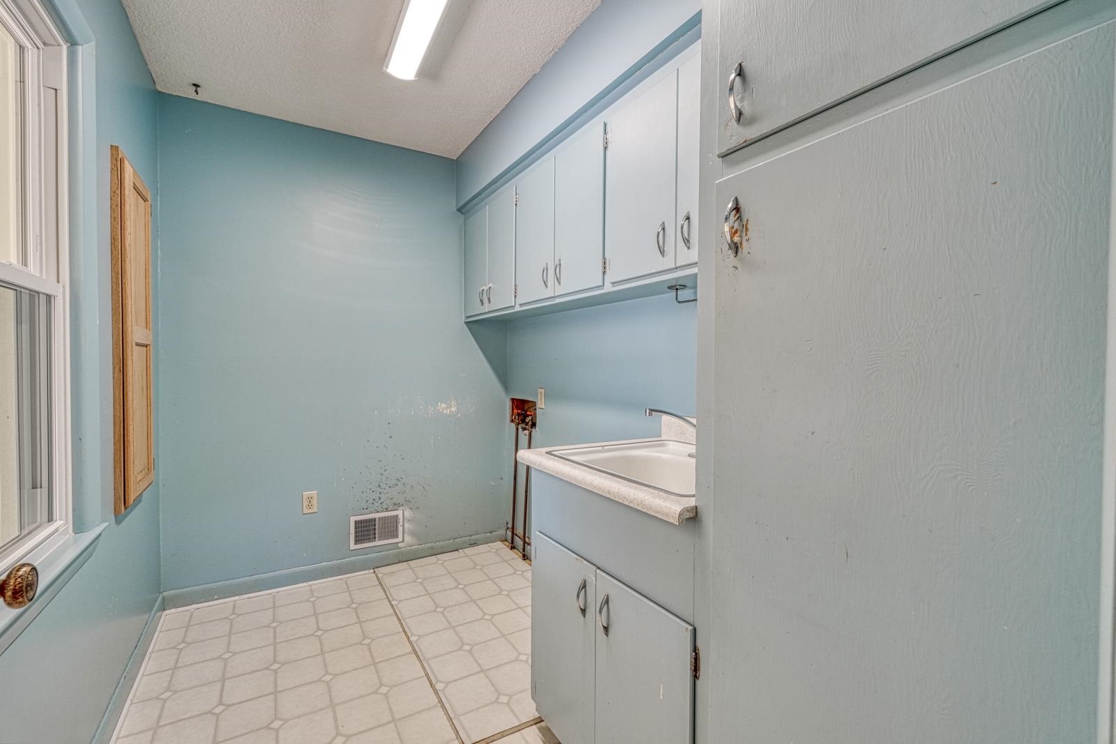 121 State Rd S-42-1630 Spartanburg, SC 29303 - Photo 33 of 35