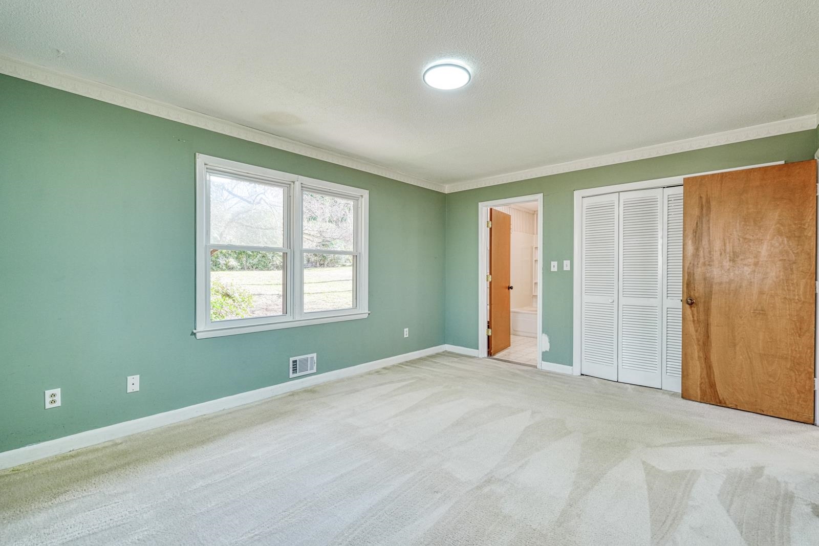 121 State Rd S-42-1630 Spartanburg, SC 29303 - Photo 7 of 35