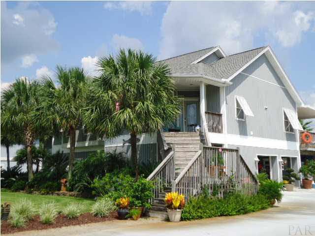 7840 Petersen Point Road Milton, FL 32583 - Photo 22 of 24 Neighbors house