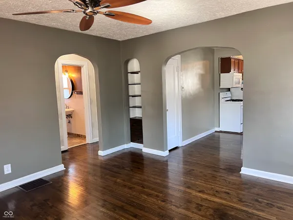 $1,750 | 1524 East 46th Street, Indianapolis, IN 46205