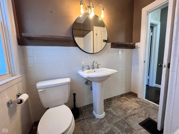 $1,750 | 1524 East 46th Street, Indianapolis, IN 46205