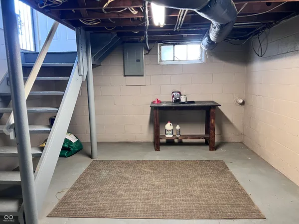 $1,750 | 1524 East 46th Street, Indianapolis, IN 46205