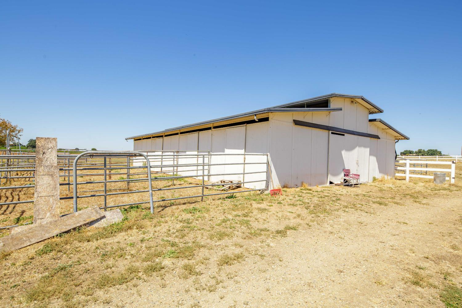 19255 Brandt Road Lodi, CA 95240 - Photo 38 of 58
