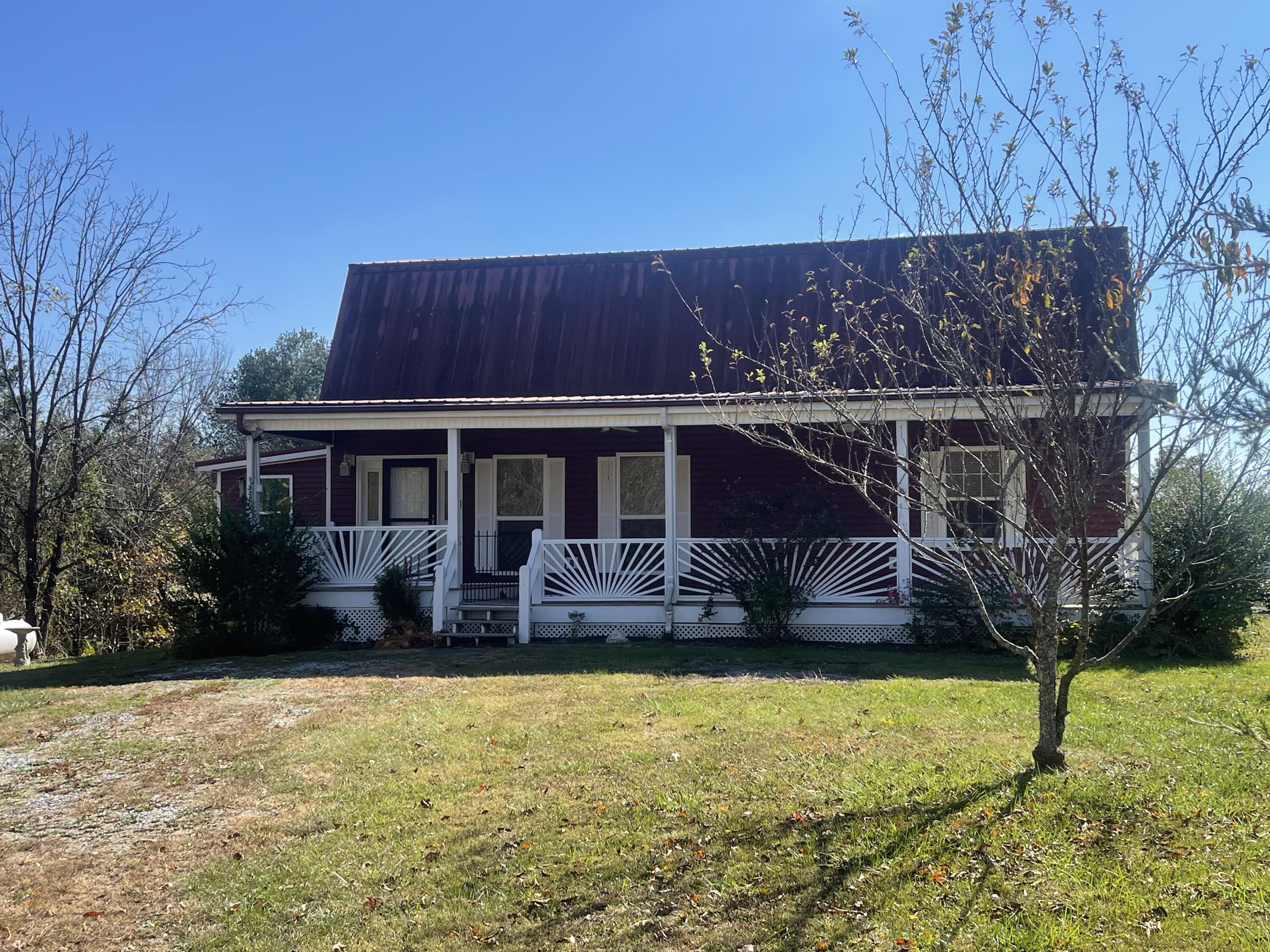 470 Kelly Lane Greeneville, TN 37745 - Photo 2 of 42 Kelly lane front