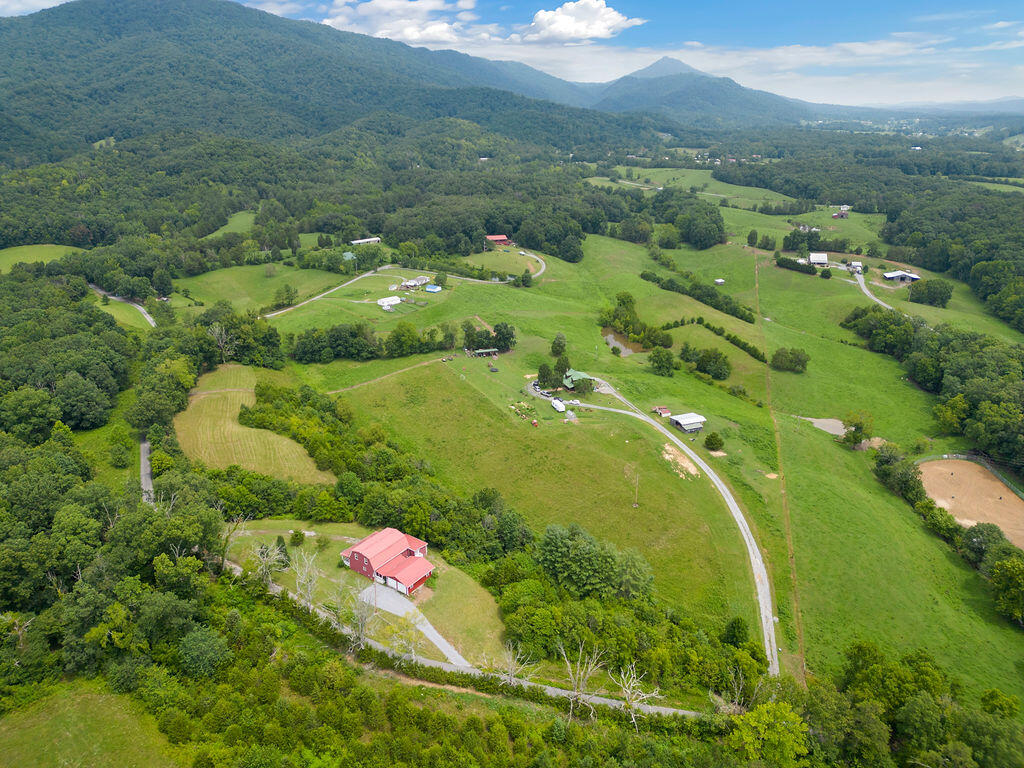 470 Kelly Lane Greeneville, TN 37745 - Photo 42 of 42 063