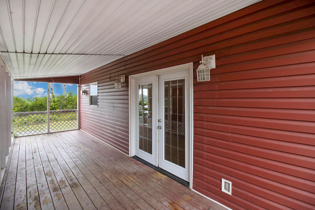 470 Kelly Lane Greeneville, TN 37745 - Photo 6 of 42 052