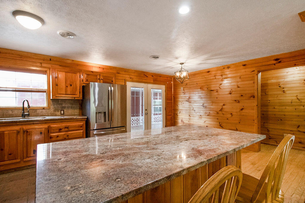 470 Kelly Lane Greeneville, TN 37745 - Photo 9 of 42 038