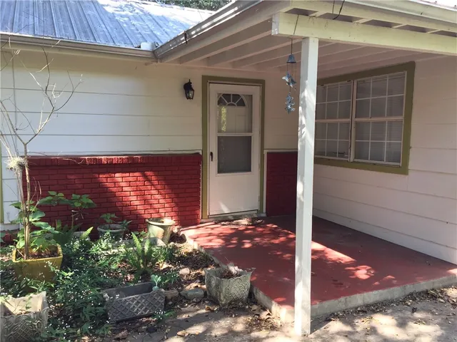 $2,700 | 1124 B Reagan Terrace, Unit B, Austin, TX 78704