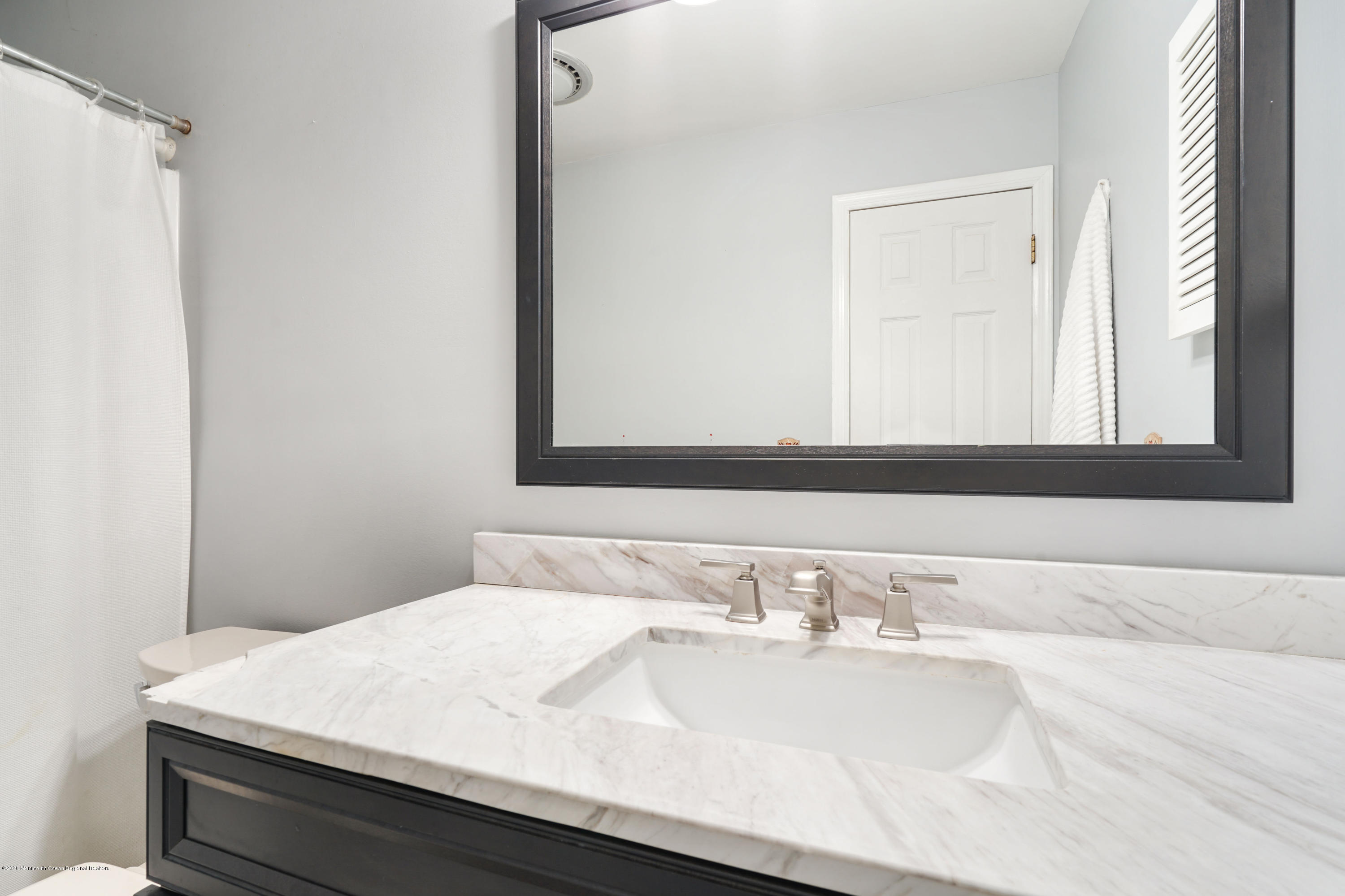92 Hickory Hill Road Jackson, NJ 08527 - Photo 26 of 43 Updated Main Bath