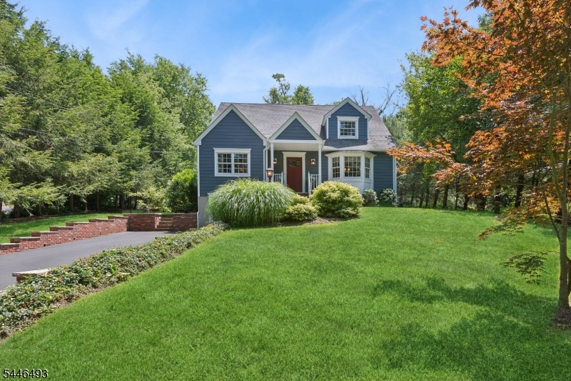 139 Long View Terrace Gillette, NJ 07933 - Photo 4 of 39