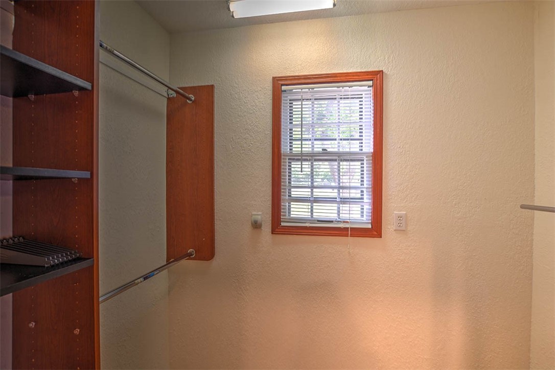 475 North Park Ln Court Decatur, IL 62521 - Photo 20 of 32 Gallery Image 20