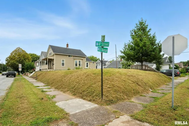 a front view of house with yard