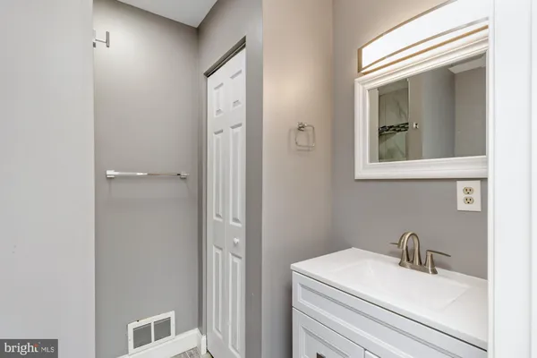 $2,275 | 342 Harlan Square, Unit B12, Bel Air, MD 21014