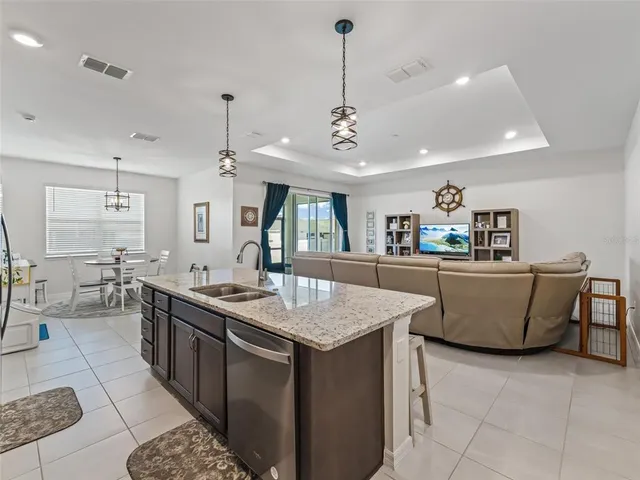 $359,900 | 7206 Southwest 60th Lane, Ocala, FL 34474