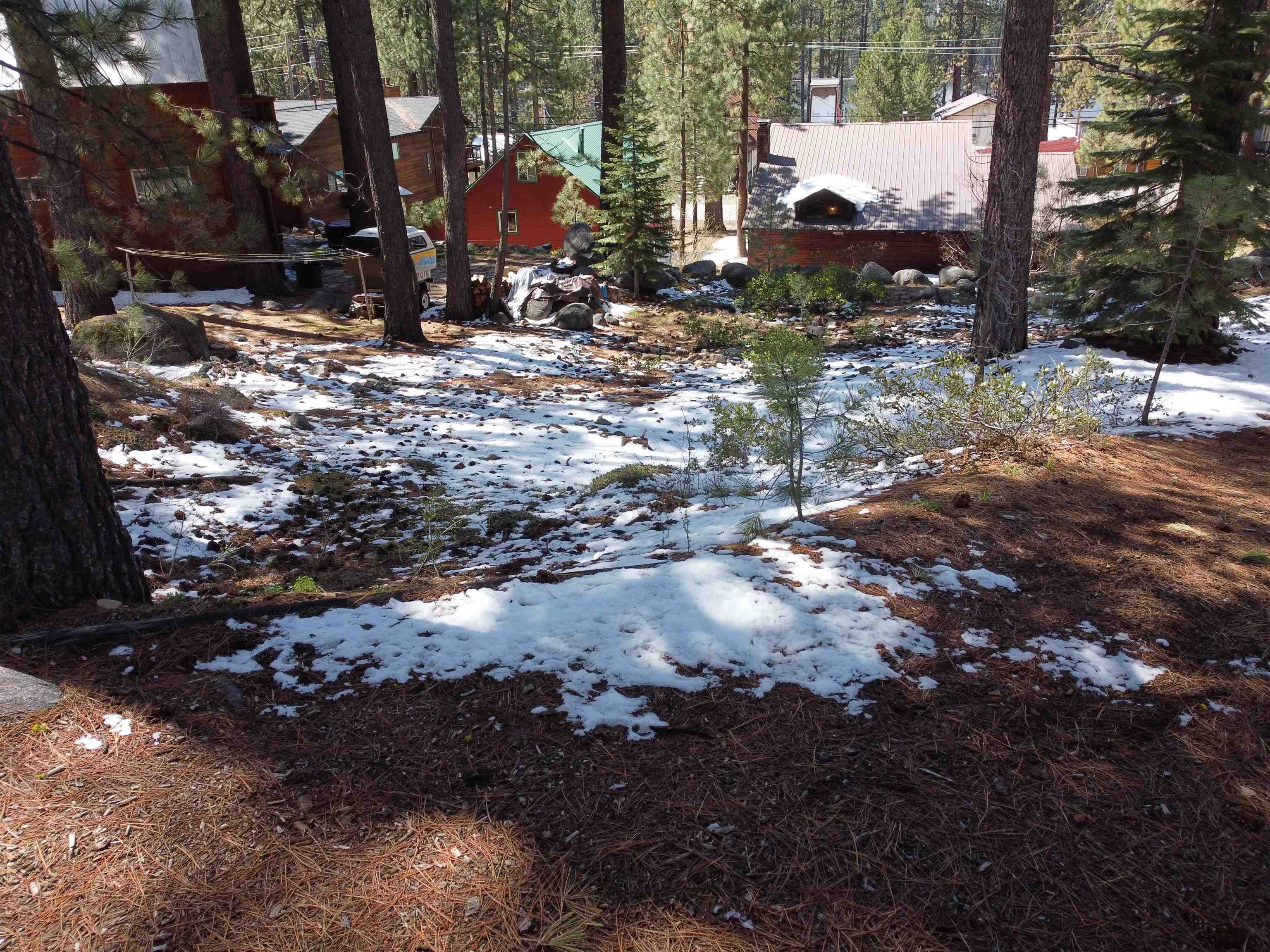 10104 Summit Drive Truckee, CA 96161 - Photo 6 of 9 a view of outdoor space and yard