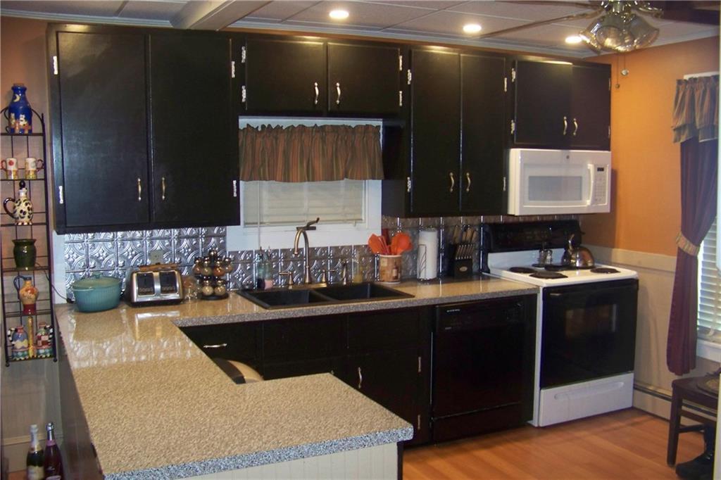 1 George Street Springvale, ME 04083 - Photo 15 of 25 Kitchen