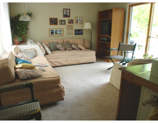 92 Potter Pond, Unit 92 Lexington, MA 02421 - Photo 5 of 10 Gallery Image 5