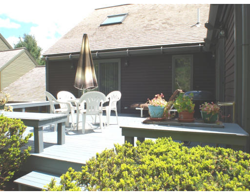 92 Potter Pond, Unit 92 Lexington, MA 02421 - Photo 9 of 10 Gallery Image 9