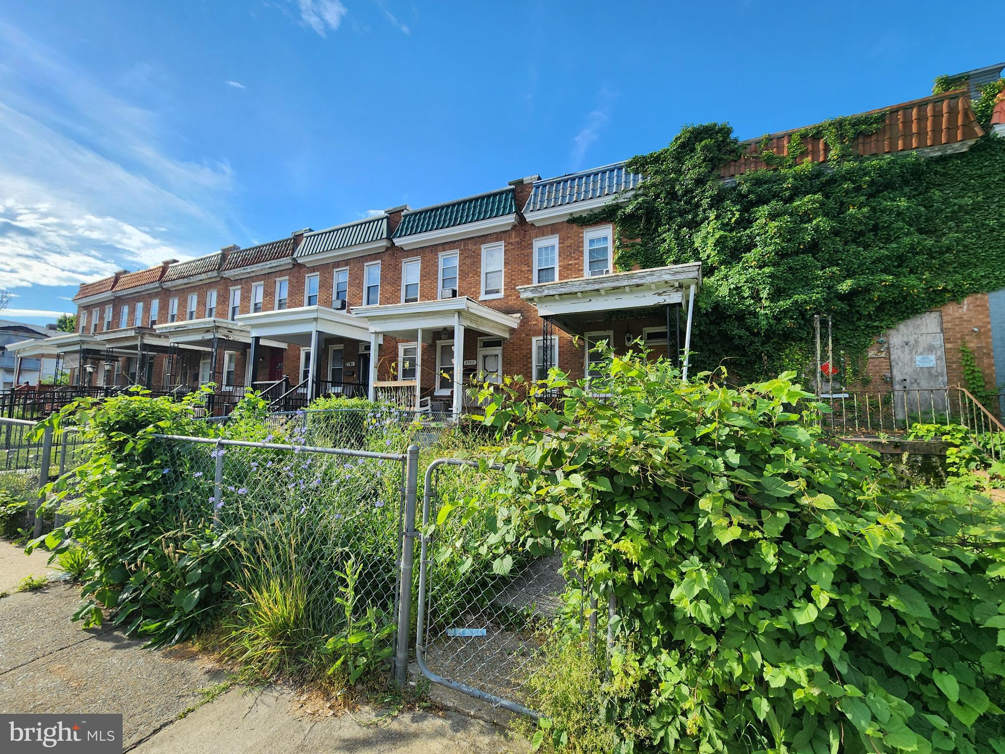 2745 Baker Street Baltimore, MD 21216 - Photo 2 of 22