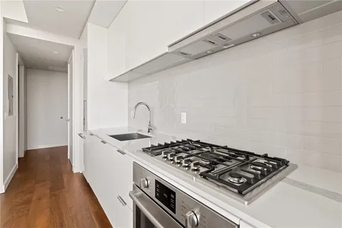 $667,500 | 44 East Avenue, Unit 2011, Austin, TX 78701