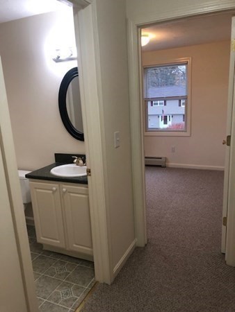 60 Cushing Road Webster, MA 01570 - Photo 18 of 30 a very nice looking room with a mirror