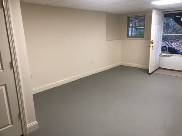 60 Cushing Road Webster, MA 01570 - Photo 29 of 30 an empty room with a window