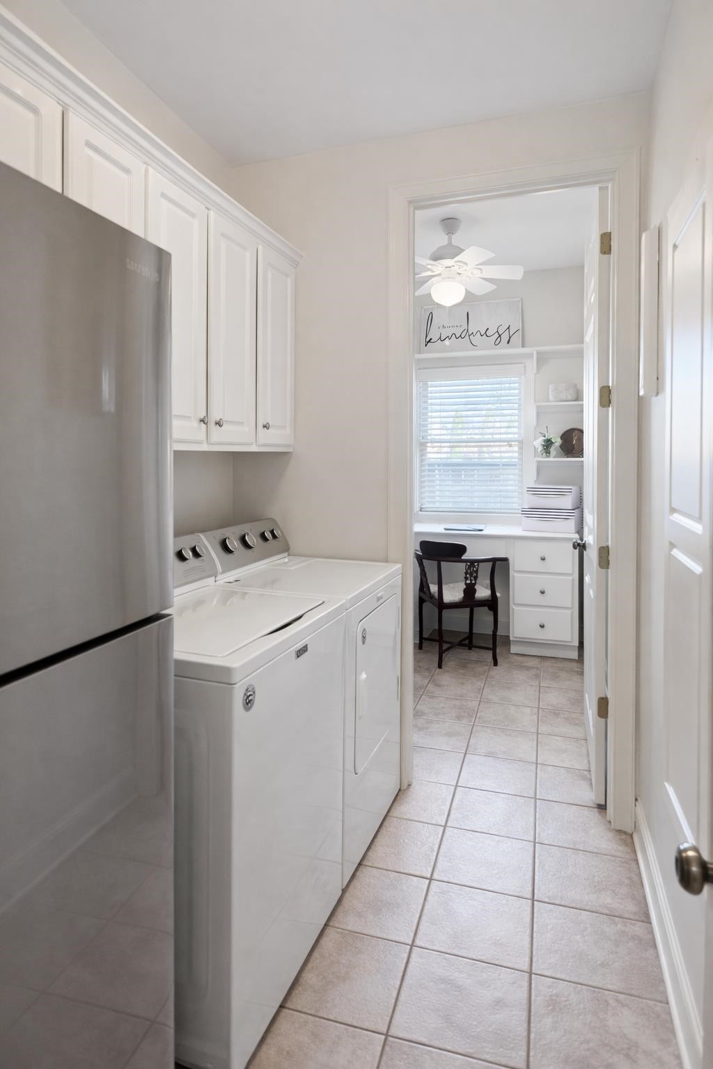 10257 Old Course Cove Collierville, TN 38017 - Photo 24 of 38 a kitchen with a cabinets and window