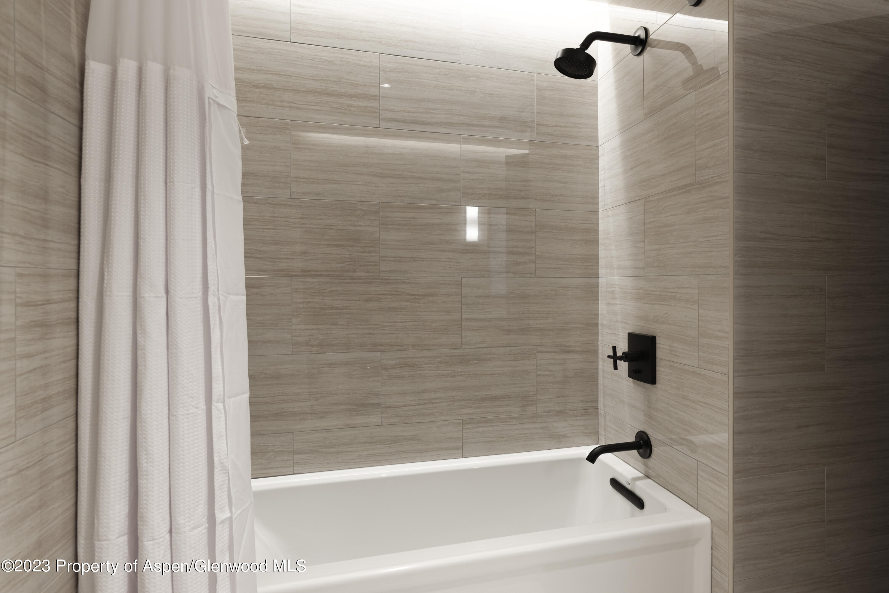 65 Wood Road, Unit 233 Snowmass Village, CO 81615 - Photo 17 of 26 Limelite233_HiRes_03092020_25