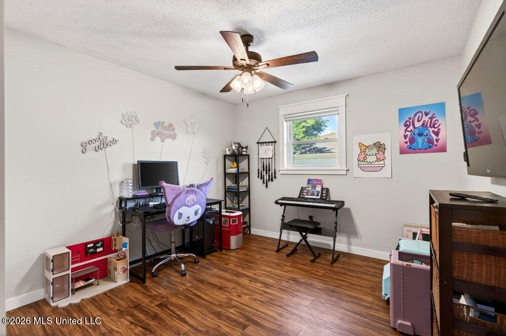 2188 George Walton Drive Biloxi, MS 39531 - Photo 27 of 49 2188GeorgeWaltonDr.-34