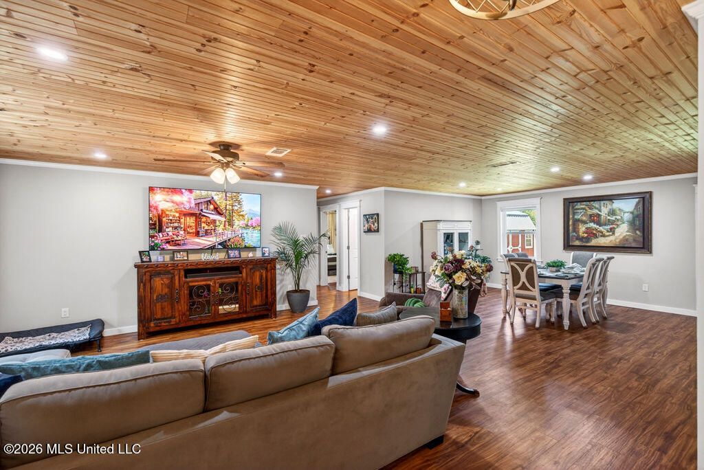 2188 George Walton Drive Biloxi, MS 39531 - Photo 7 of 49 2188GeorgeWaltonDr.-7