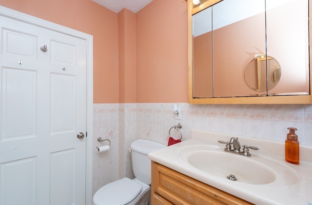 7 Parallel Street Salem, MA 01970 - Photo 22 of 42