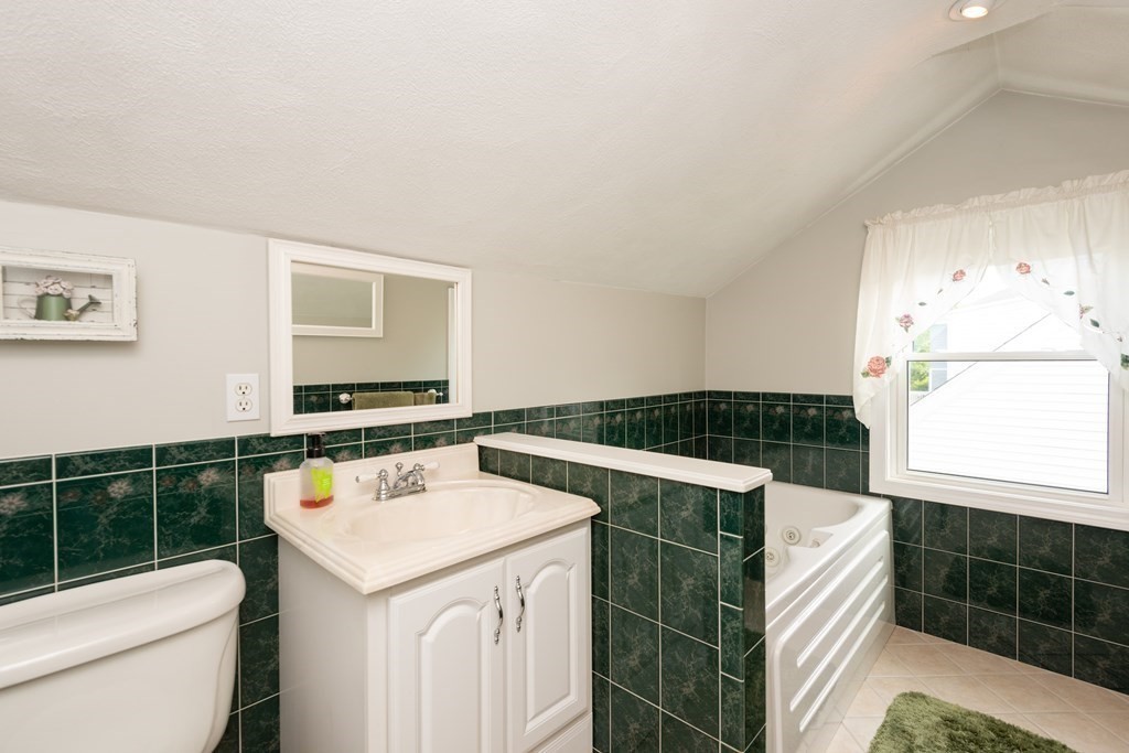 7 Parallel Street Salem, MA 01970 - Photo 29 of 42