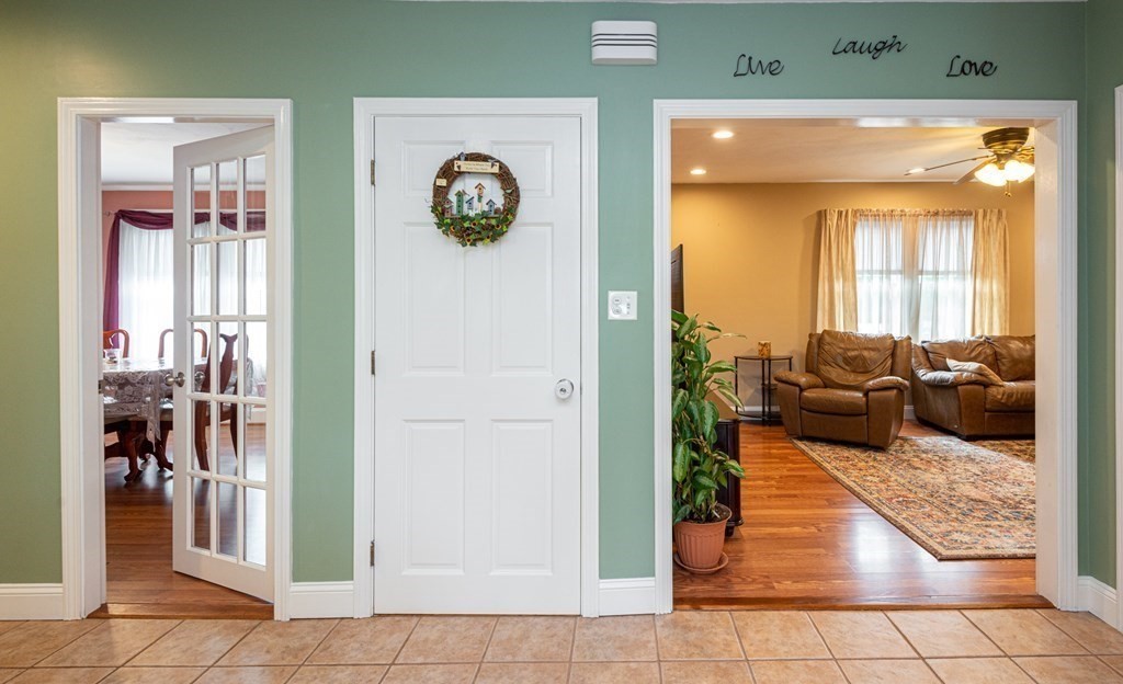 7 Parallel Street Salem, MA 01970 - Photo 10 of 42