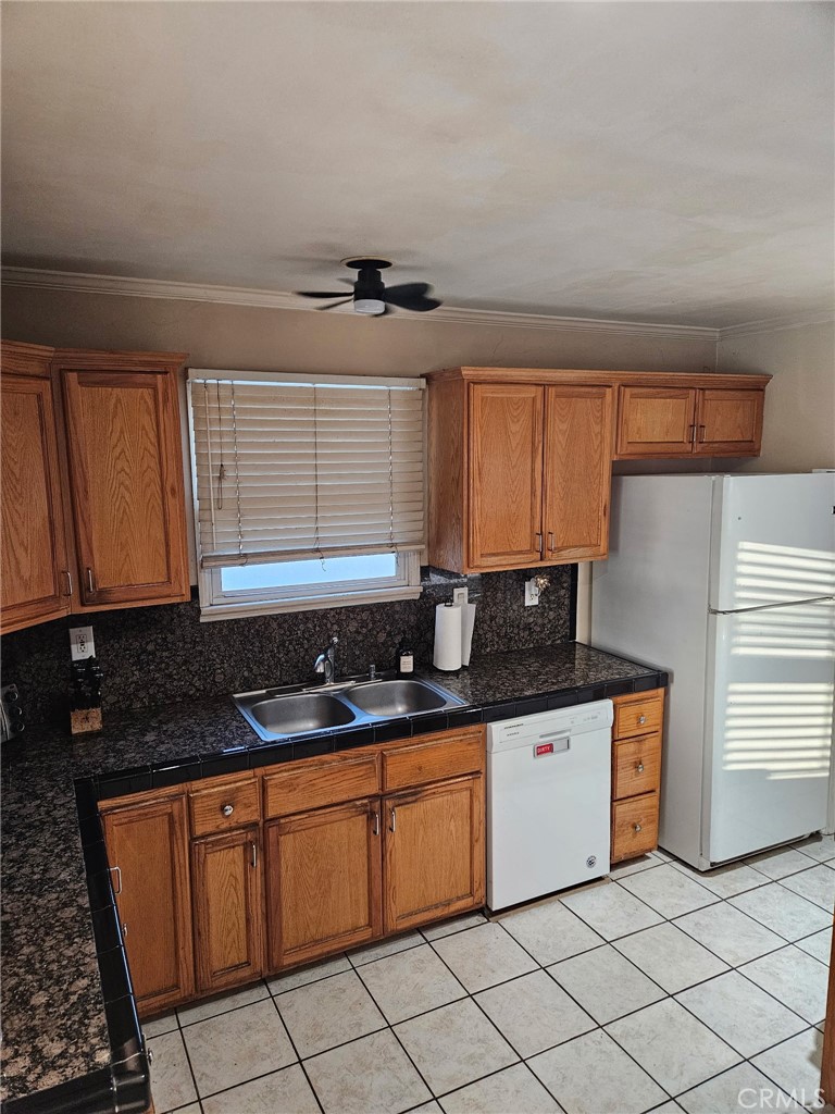 806 Stanford Road Burbank, CA 91504 - Photo 8 of 10