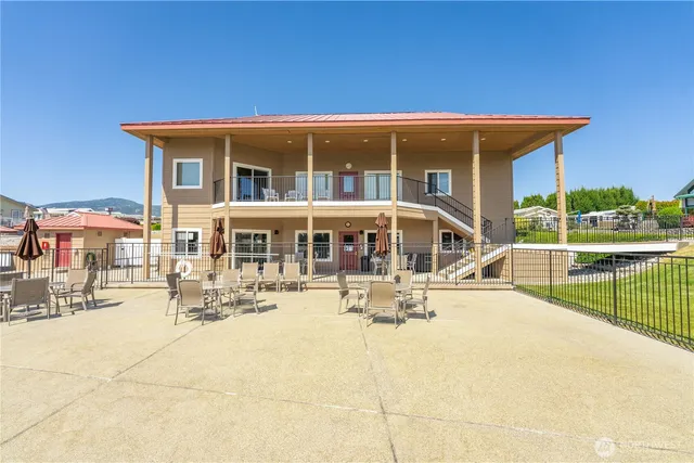 $325,000 | 1000 Highway 150, Unit 72, Manson, WA 98831