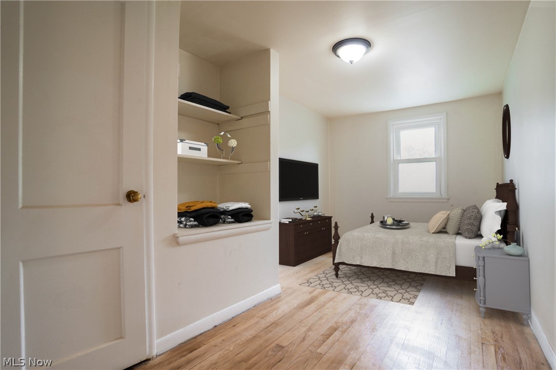 3649 Pennington Road Cleveland, OH 44120 - Photo 11 of 18 This photo has been virtually staged