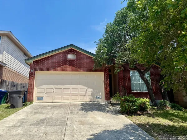 $1,800 | 1031 Bobcat Pass, San Antonio, TX 78251