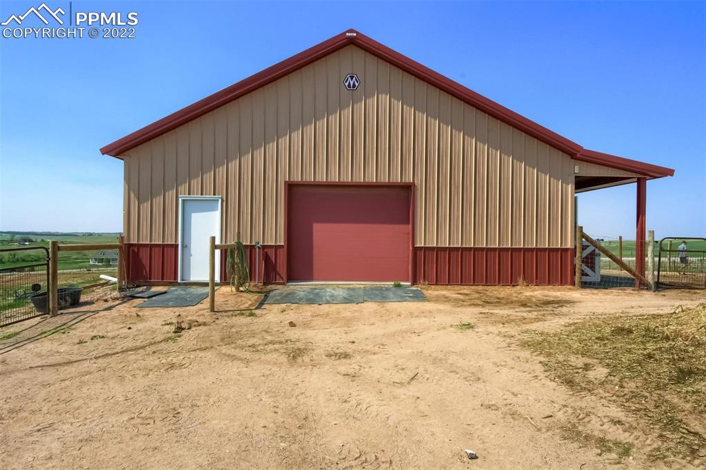 34698 Southern Cross Loop Kiowa, CO 80117 - Photo 49 of 50 a house with a outdoor space